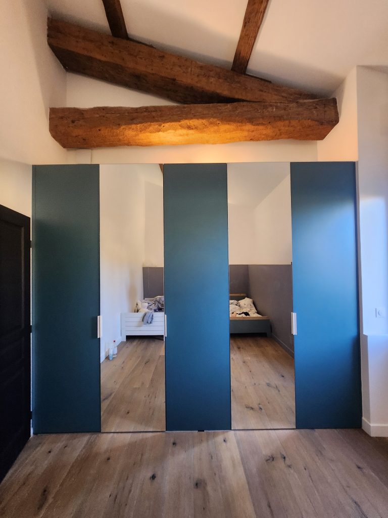 placard sur mesure design et miroir